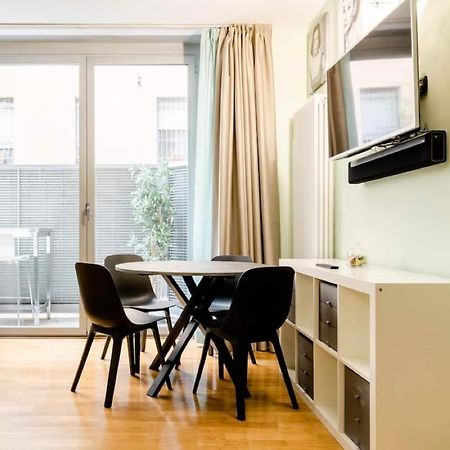 Central Studio Apartment - 24H Self Checkin Milano Exterior foto